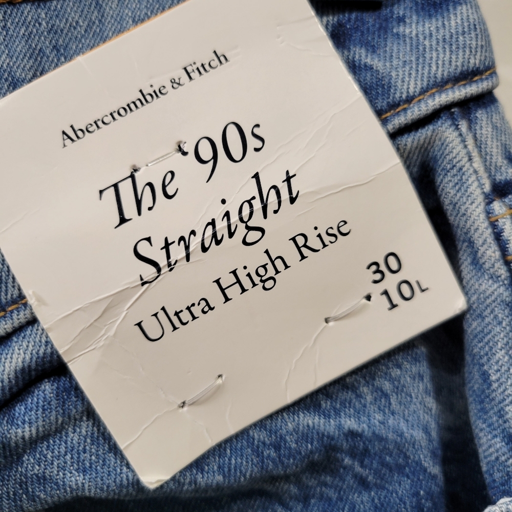 Womens Abercrombie and Fitch 90s straight ultra high rise jeans - Picture 4 of 6